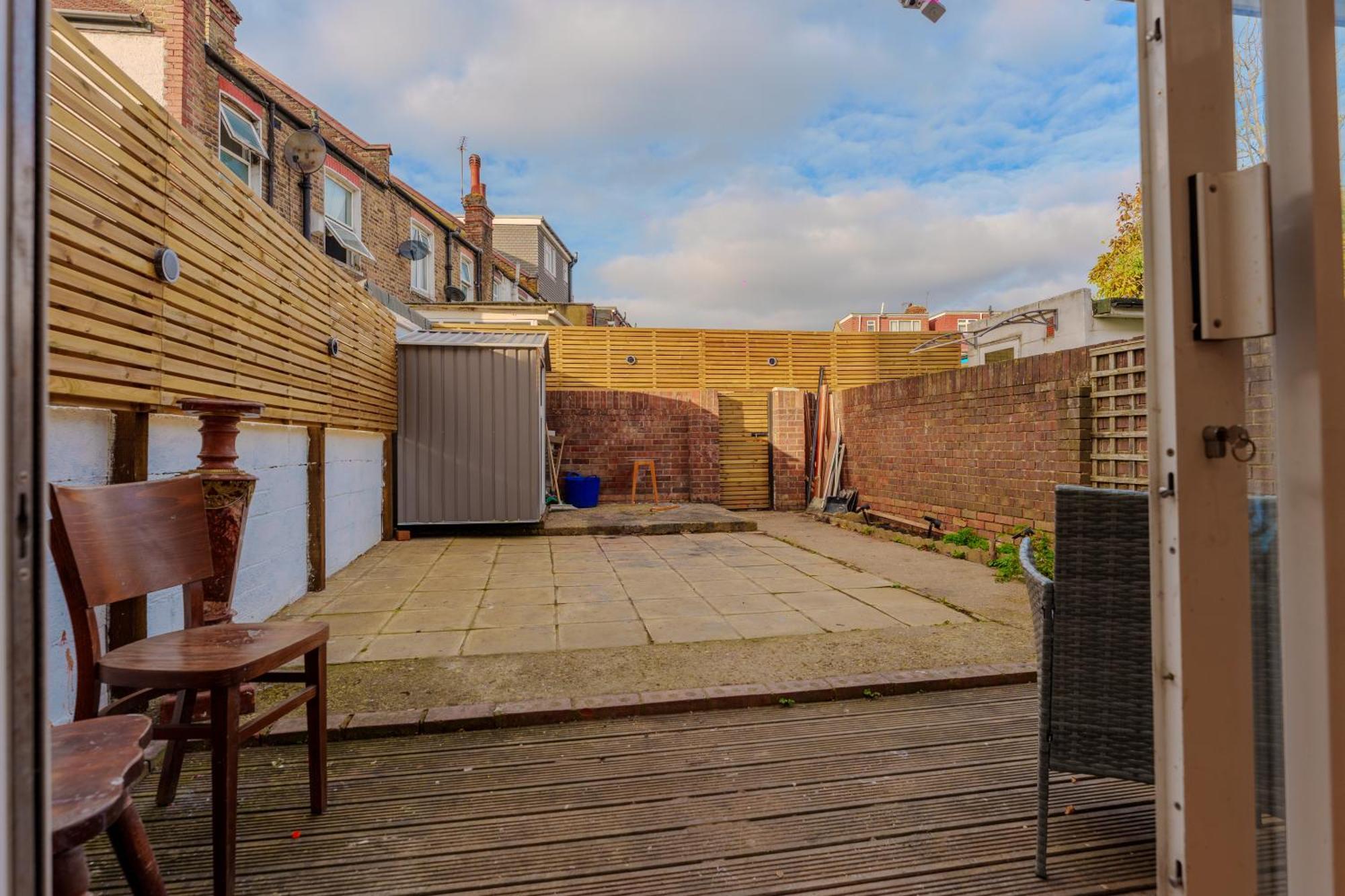 Wembley Lovely 6 Bed House Sleeps Up To 14 Casa vacanze Londra